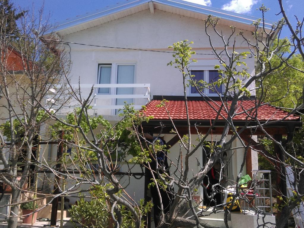 Holiday Home Rudelic Lukovo Šugarje Екстериор снимка